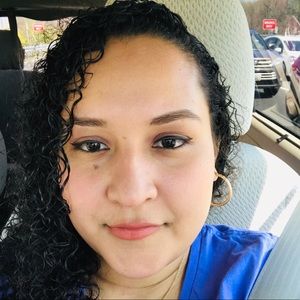 Meet your Posher, Ana